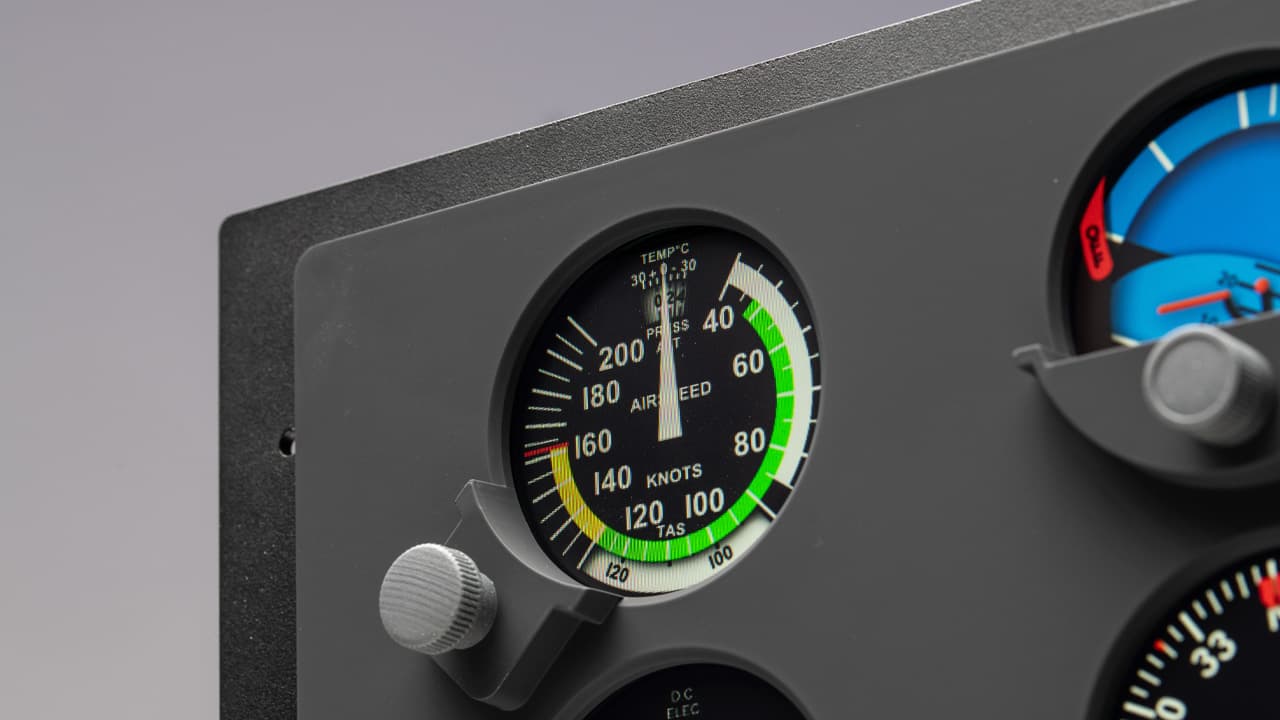 FlightSimBuilder Steam Gauges Review Close up of the FlightSimBuilder Steam Gauges Avionics Panel